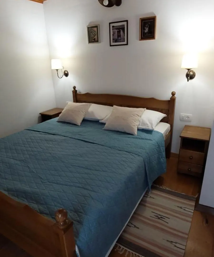 Martin House Daire Seline